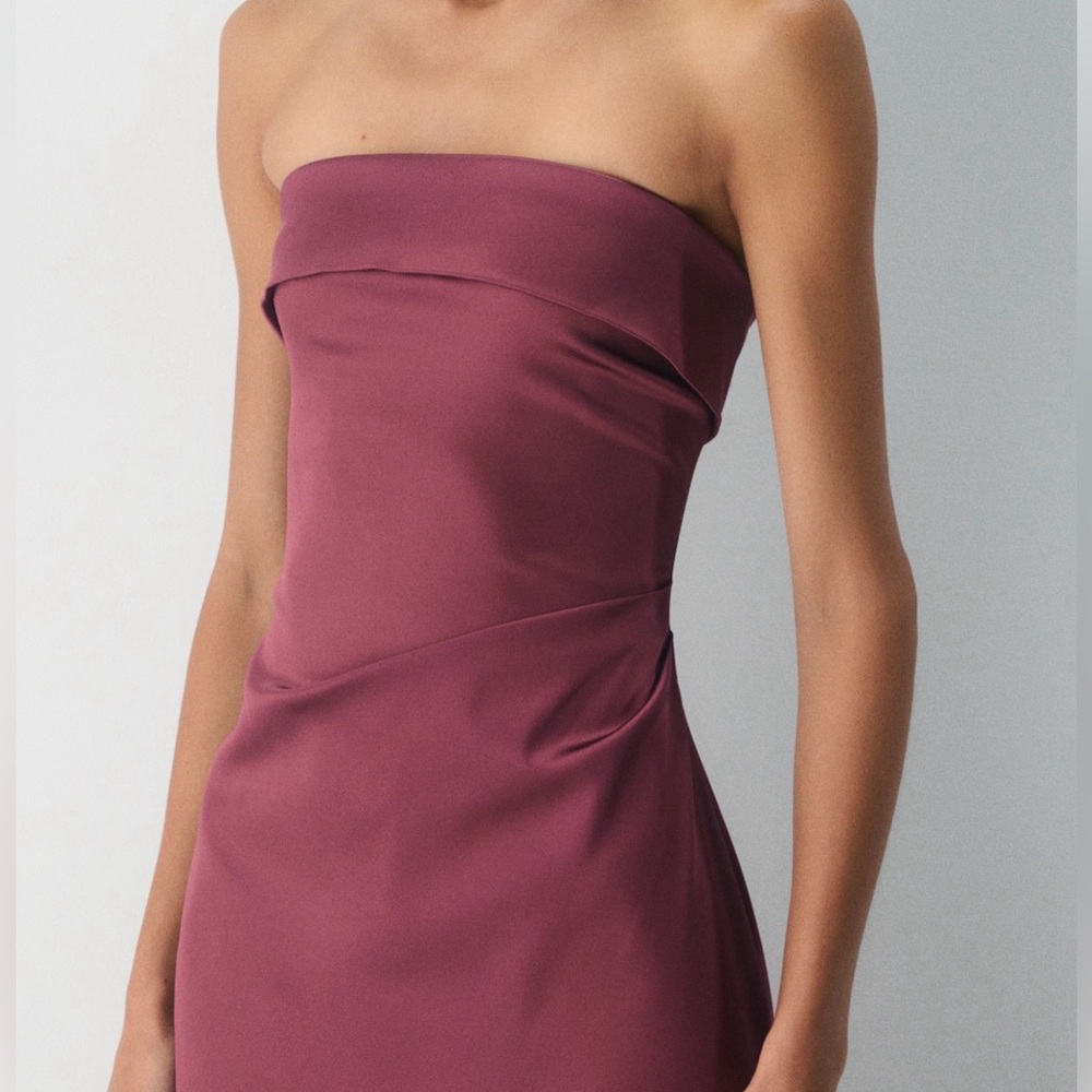 Aritzia - Exclusive Satin Dress (Opera Rose color) - Picture 2 of 6
